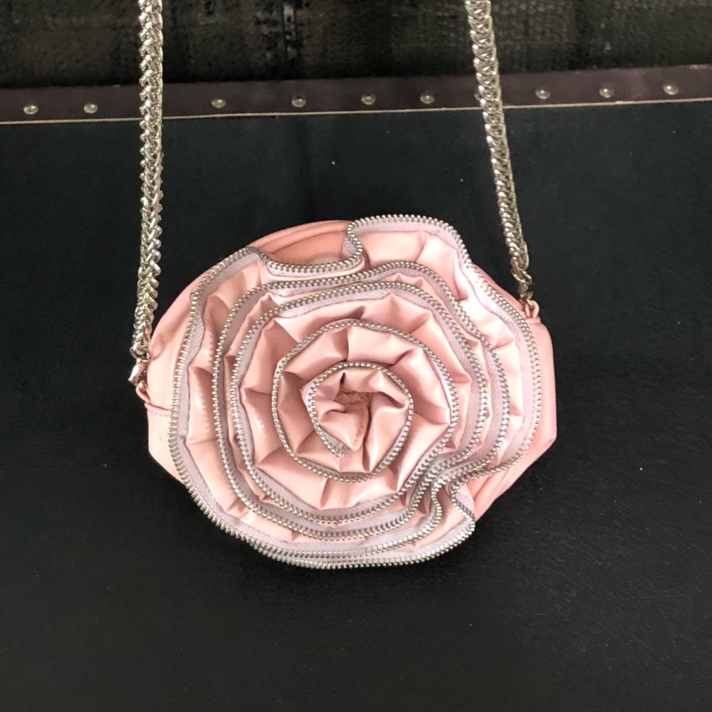 Pink rose shaped bag